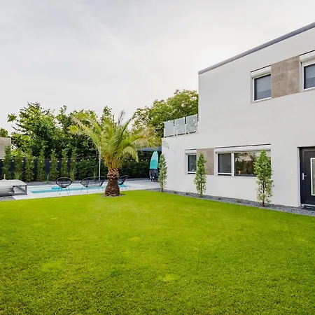 Szabadi Pihenohaz By Bltn 公寓 *